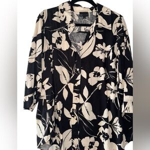 Jones New York Cream Button Down Shirt with Notched Collar